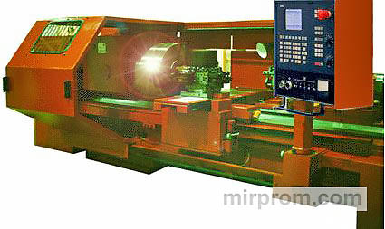 Станок токарный для обработки труб РТ779ФЗ