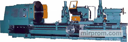 Станок токарно-винторезный универсальный