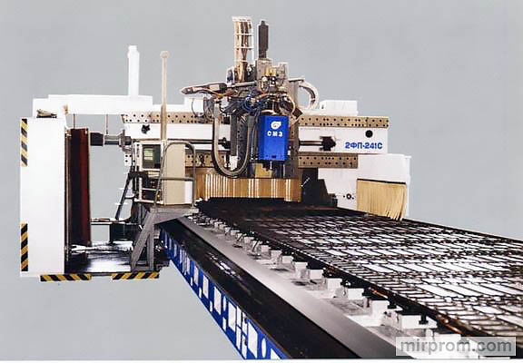 Станок продольно-фрезерный с ЧПУ с подвижным порталом