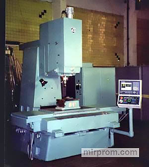 Станок радиально-сверлильный 2А554-2