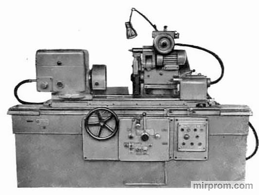 Станок круглошлифовальный универсальный 3А130