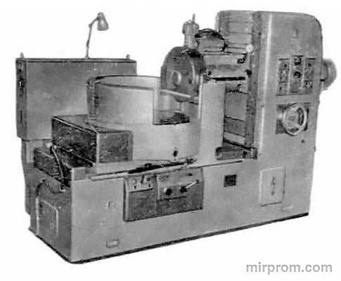 Станок плоскошлифовальный с круглым столом и горизонтальным шпинделем 3Б741