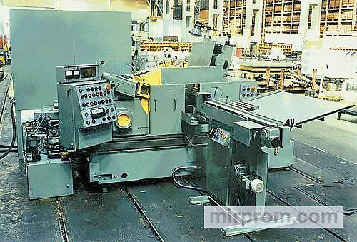 Полуавтомат круглошлифовальный универсальный 3М144МВ