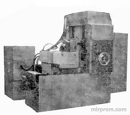 Станок плоскошлифовальный с круглым магнитным столом и горизонтальным шпинделем 3Е740