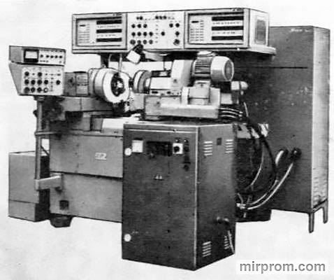 Полуавтомат внутришлифовальный универсальный особо высокой точности 3М227АФ2