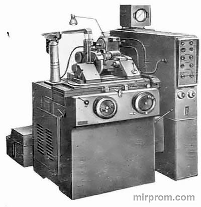 Станок универсальный круглошлифовальный 3В10