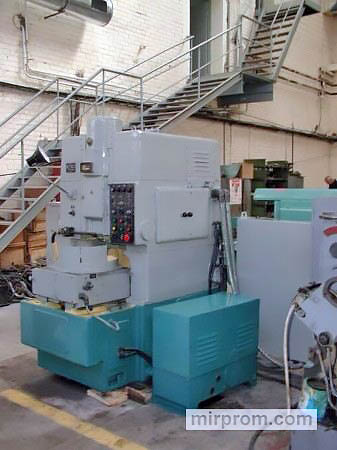 Станок поперечно-строгальный 7303Т