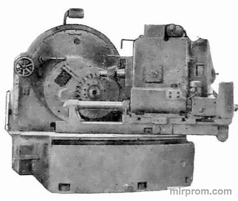 Полуавтомат зуборезный для конических колес с круговыми зубъями 5А284
