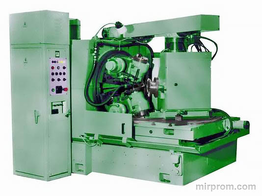 Полуавтомат зубофрезерный для конических колес с круговыми зубьями 5С267П