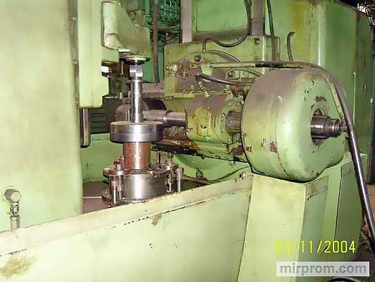 Станок зубофрезерный вертикальный для цилиндрических колес 5К32А