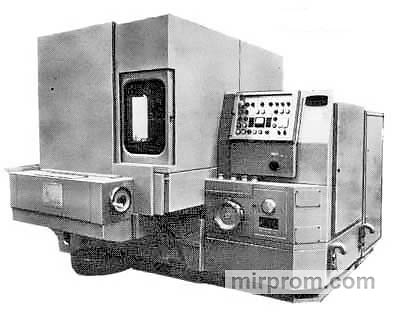 Станок токарно-винторезный универсальный