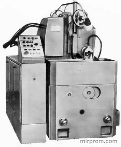 Полуавтомат шлицефрезерный повышенной точности 5Б352П