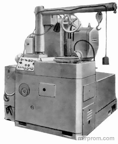 Полуавтомат для обработки глобоидных червячных пар ЕЗС-000.387