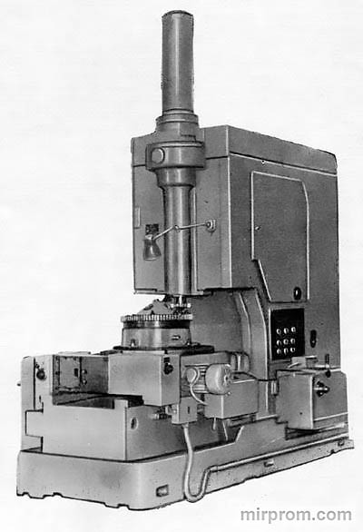 Полуавтомат зубодолбежный вертикальный 5В150П