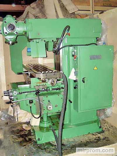 Станок фрезерный широкоуниверсальный 6М81Ш-1Ф1