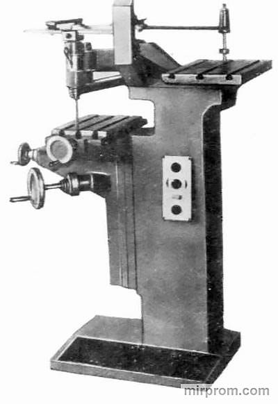 Станок гравировальный копировально-фрезерный с пантографом 6Л463