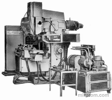 Станок вертикальный консольно-фрезерный с АСИ 6Р11МФ3