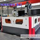 Портальный вертикальный сверлильно-фрезерный станок с чпу с неподвижным порталом и подвижным столом