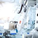 Установки роботов стремительно растут