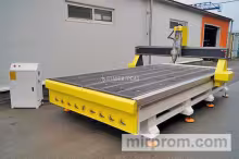 Фрезерный станок Frezertec 2140 с вакуумным столом (4.5 кВт)