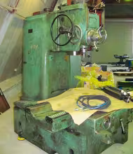 Срочно продается б\у координатно-расточный станок 2В44ОА со склада в Москве