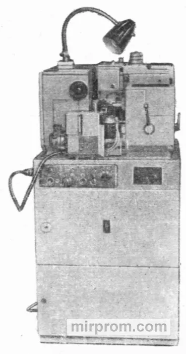 Автомат зубофрезерный горизонтальный повышенной точности 5302ТП