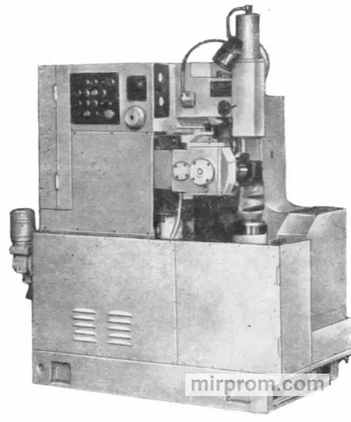Полуавтомат зубофрезерный универсальный повышенной точности 5306К