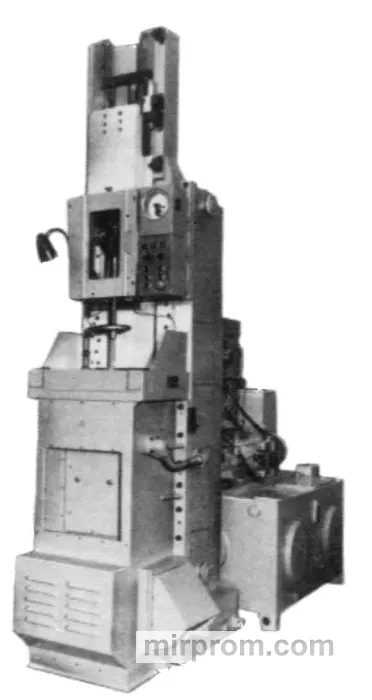 Полуавтомат протяжной вертикальный для внутреннего протягивания 7Б65