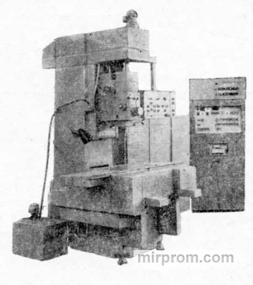 Полуавтомат сверлильно-фрезерно-расточной вертикальный с ЧПУ 243ВФ2
