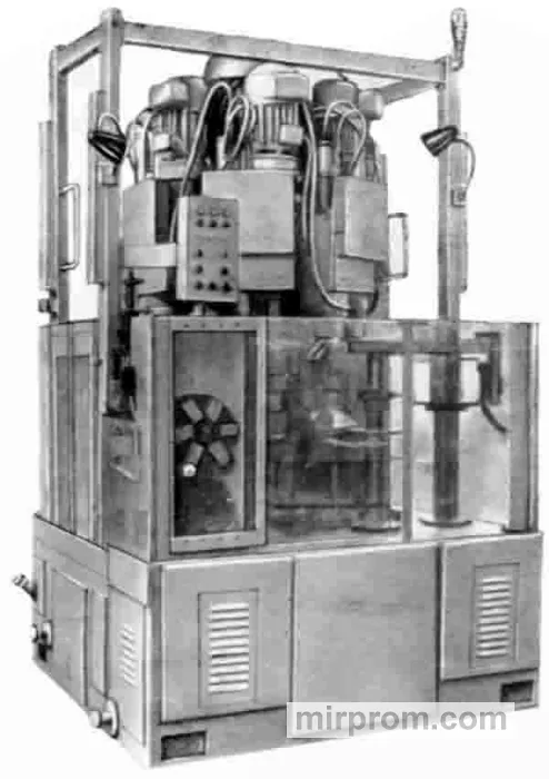 Полуавтомат токарный для обработки распределительных валов МК8941