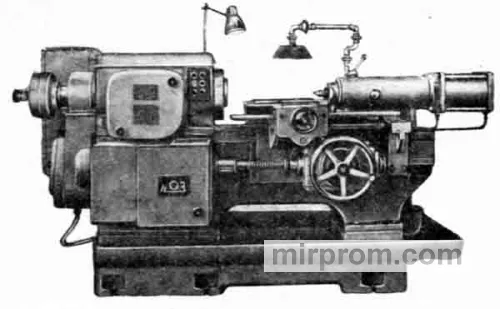Полуавтомат токарный многорезцовый 1А720