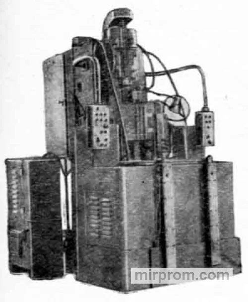 Полуавтомат токарный многорезцовый вертикальный СМ8А4