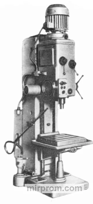 Станок вертикально-сверлильный с плавающим столом 2Н135А