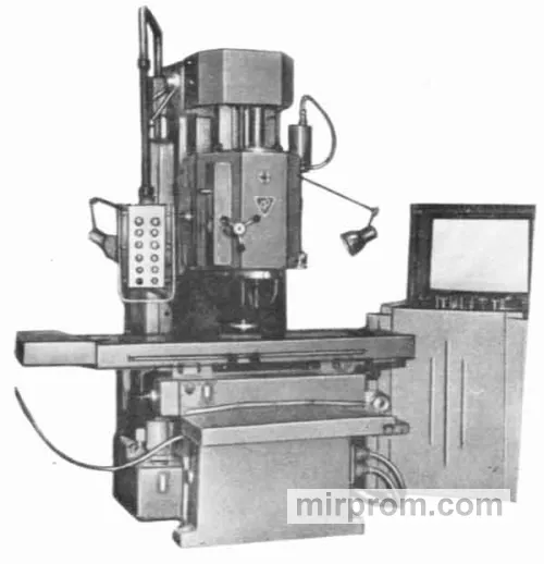 Станок вертикально-фрезерный с крестовым столом и УЧПУ ЛФ66Ф3