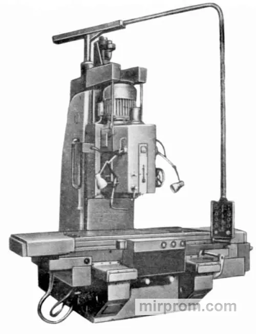 Станок вертикально-фрезерный с крестовым столом и ЧПУ 654Ф3