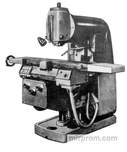 Станок вертикальный консольно-фрезерный 6С12 (СФ15)