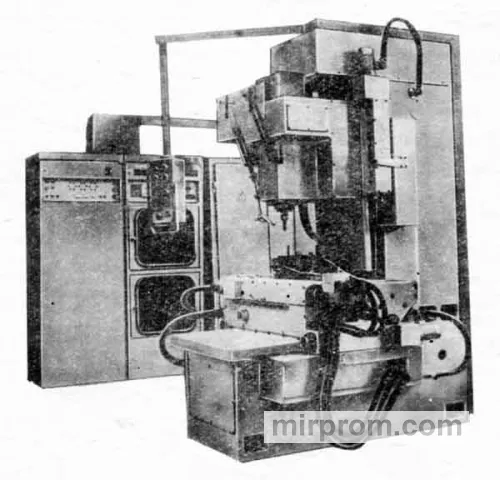 Станок вертикальный копировально-фрезерный 6520К