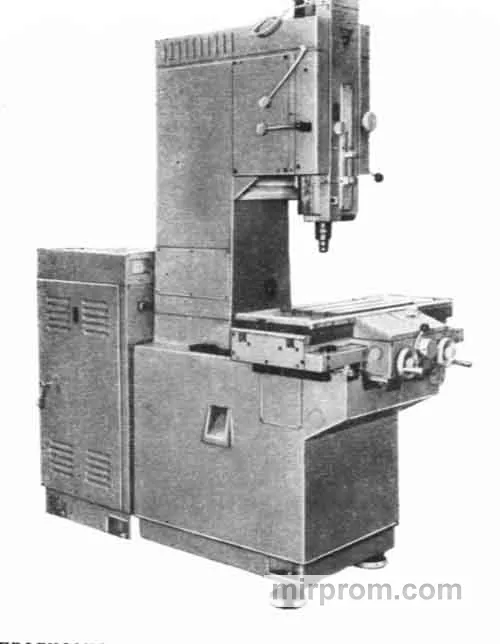 Станок координатно-расточный особо точный 2421