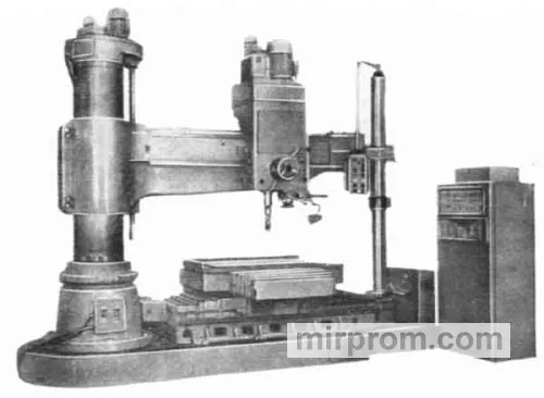Станок радиально-сверлильный 2М57Ф2