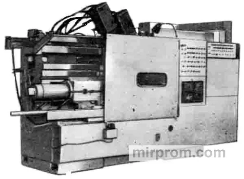 Станок специальный токарный многорезцово-копировальный горизонтальный КМ150